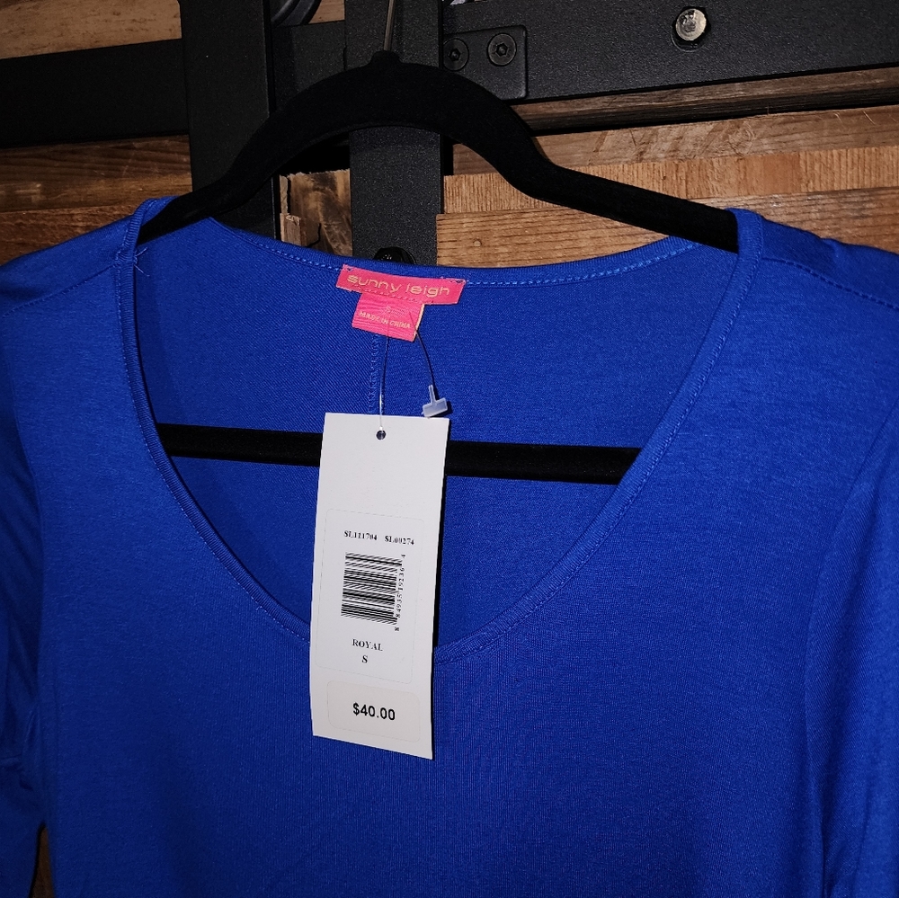 Blue Top - Picture 2 of 3